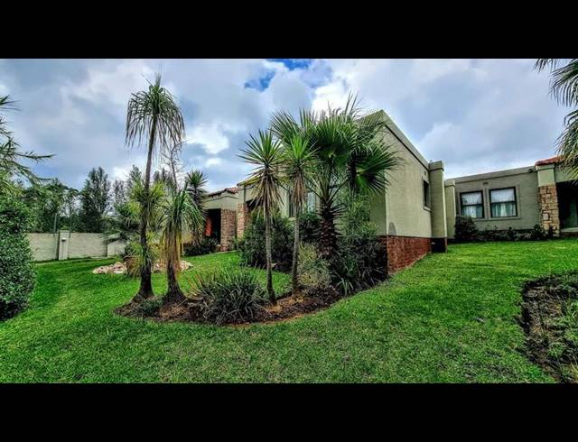 3 BEDROOM TOWNHOUSE FOR SALE IN KENGIES